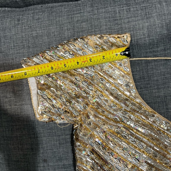 Original designer show stopper lehenga size6 in gold and silver color - Picture 10 of 10